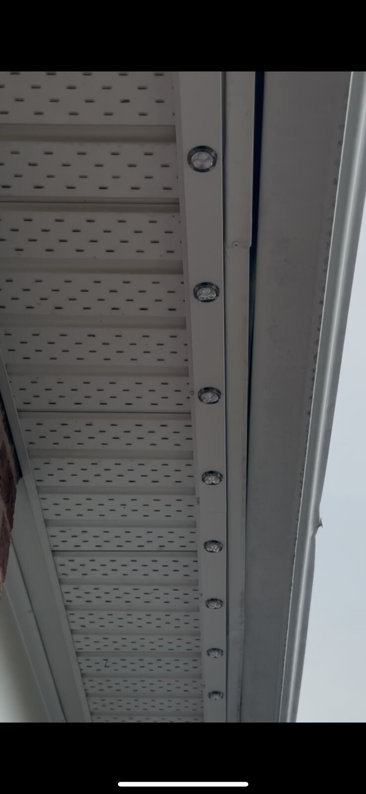 soffit track daytime closeup